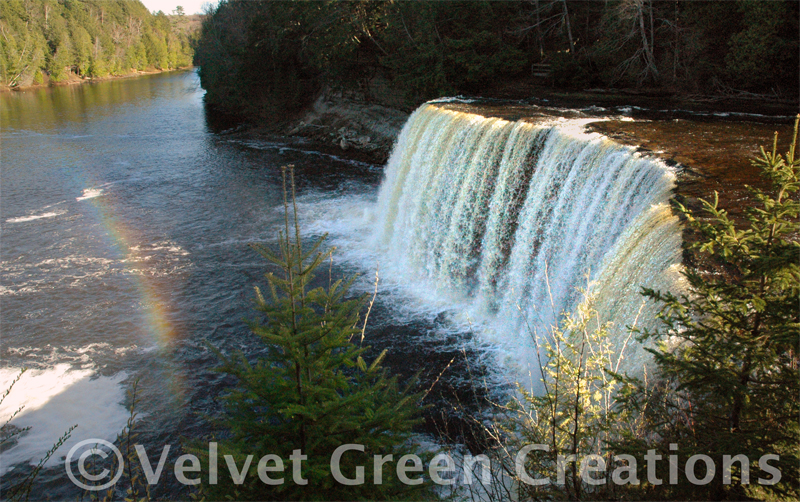 Upper Tahquamenon Falls